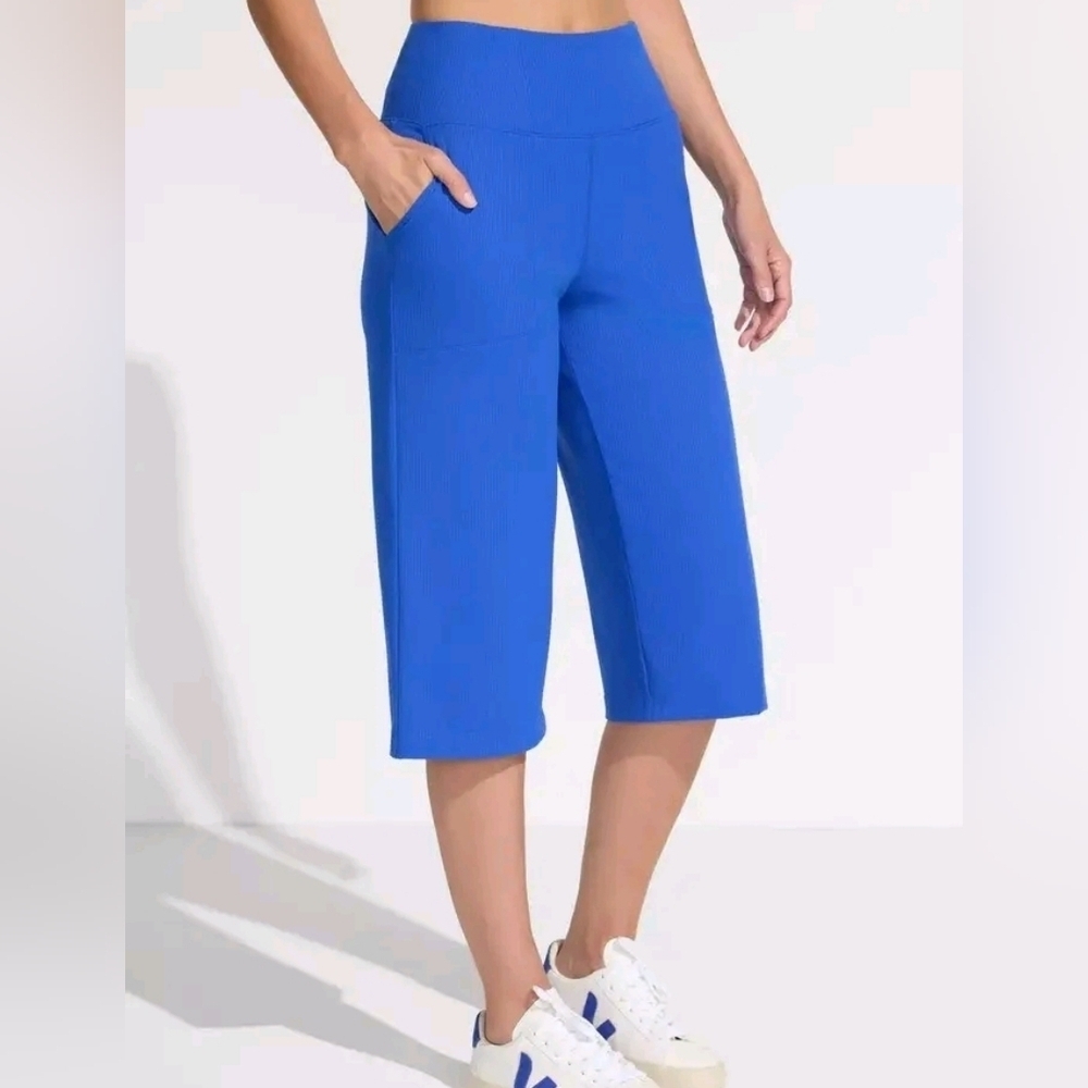 Mondetta Women's Wide Leg Capri Pants‎ Blue M NWT
